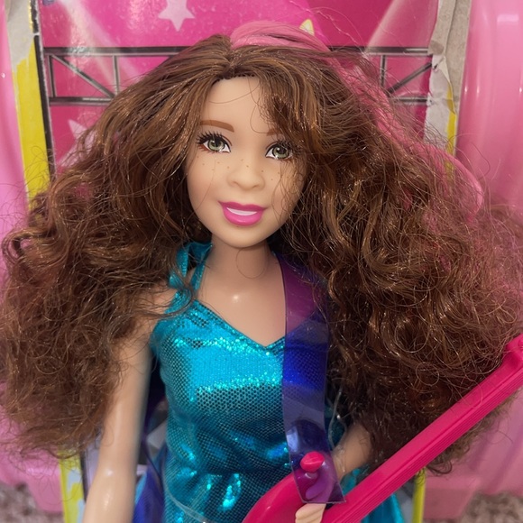 💙Barbie Pop Stars 2016 with Guitar - Picture 2 of 6